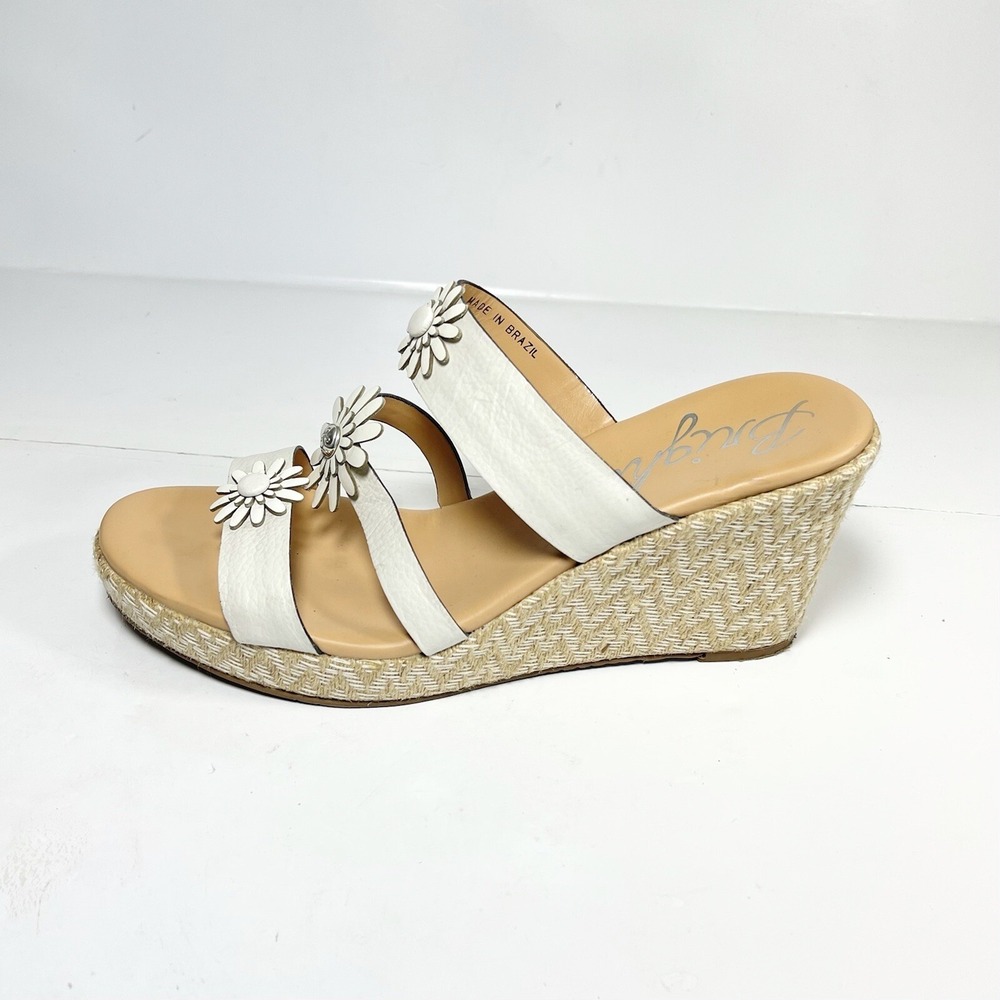 Brighton Dandy Platform Wedge Sandals Women's Size 7.5M Off White Flower